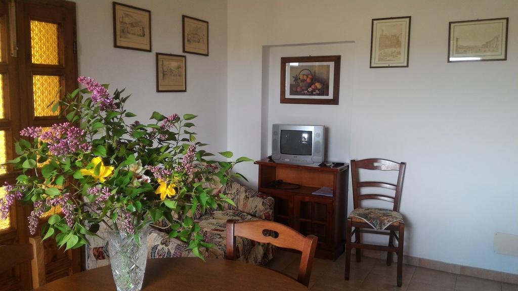 Borgo Montauto Villa ซานจีมิญญาโน ภายนอก รูปภาพ